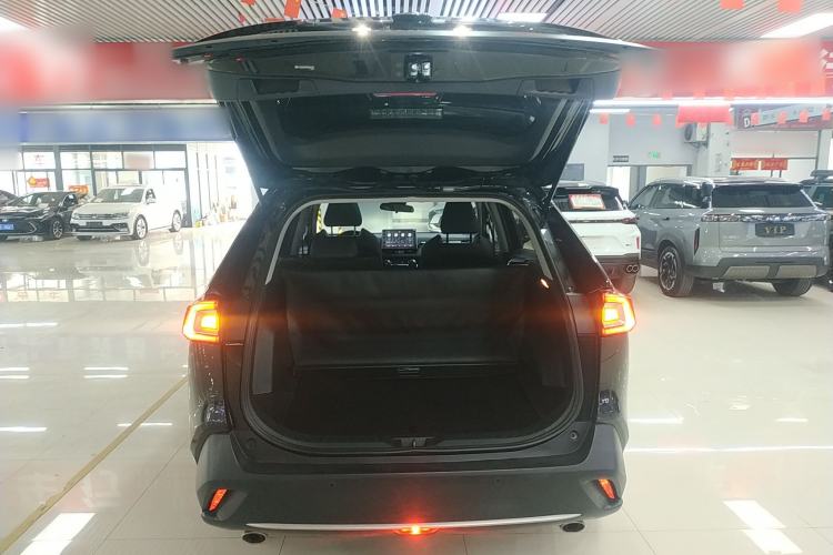 Used Toyota Wildlander 2022 2.0L CVT Two-Wheel Drive Luxury PLUS Edition Trunk