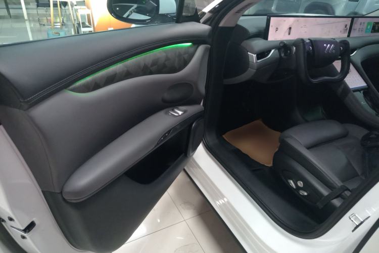 Used IM LS6 2023 Max Long-Range Version
