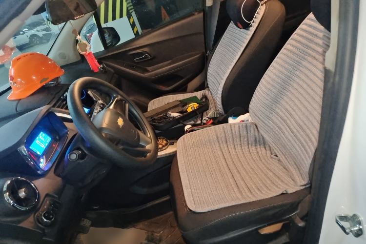 Used Chevrolet Trax 2016 1.4T Automatic Two-Wheel Drive Comfort Version with Sunroof