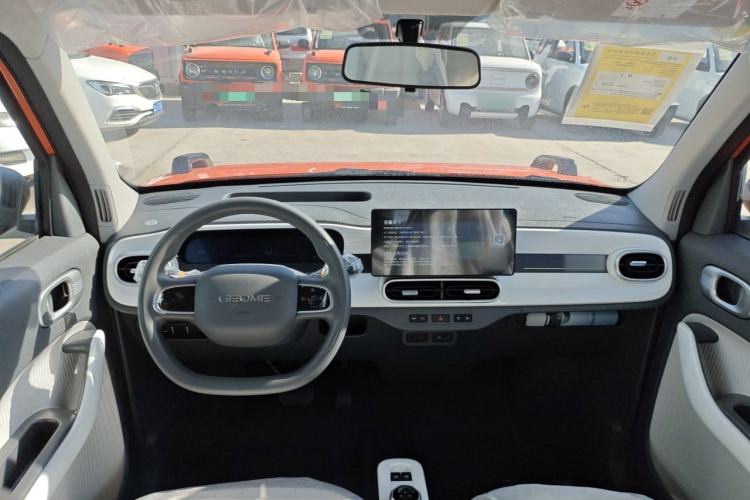 Used Geely Galaxy Panda 2025 210km Panda Rider Interior 2