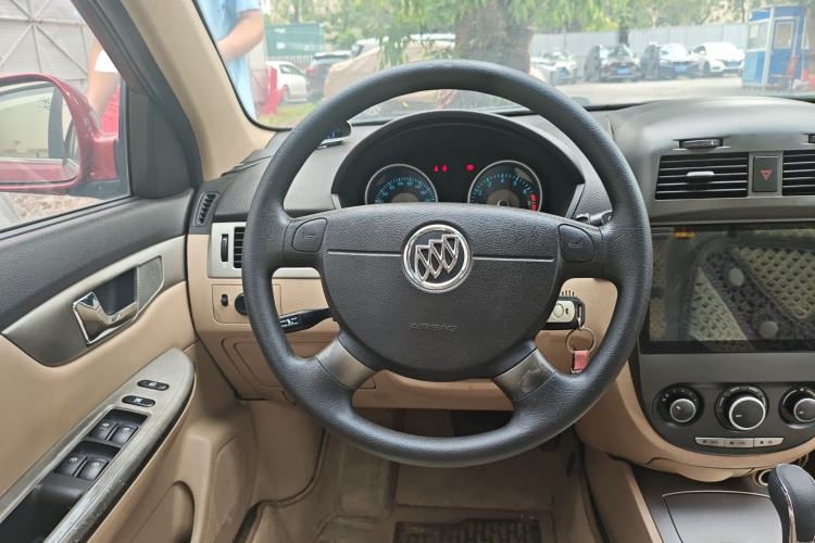 Used Buick Excelle 2013 1.5L Automatic Classic Model
