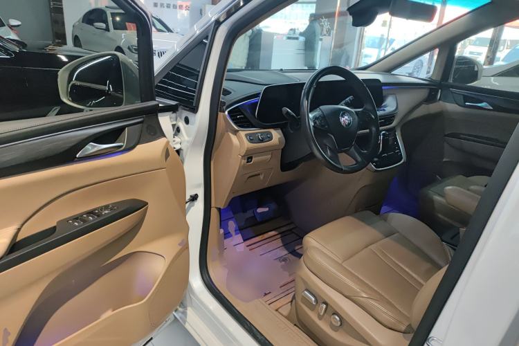 Used Buick GL8 2021 ES Landtrek 653T Luxury Model