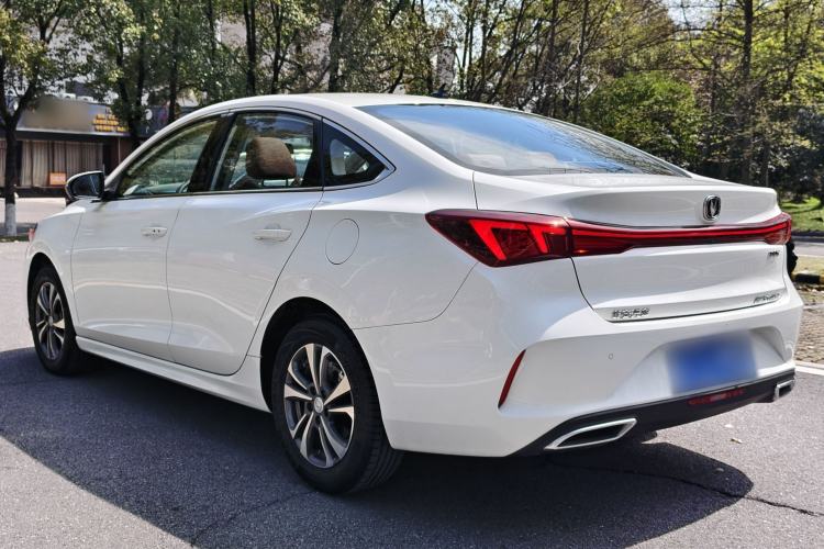 Used CHANGAN Eado 2023 Changan Edition PLUS Blue Whale NE 1.4T GDI DCT Prestige Version Exterior 3