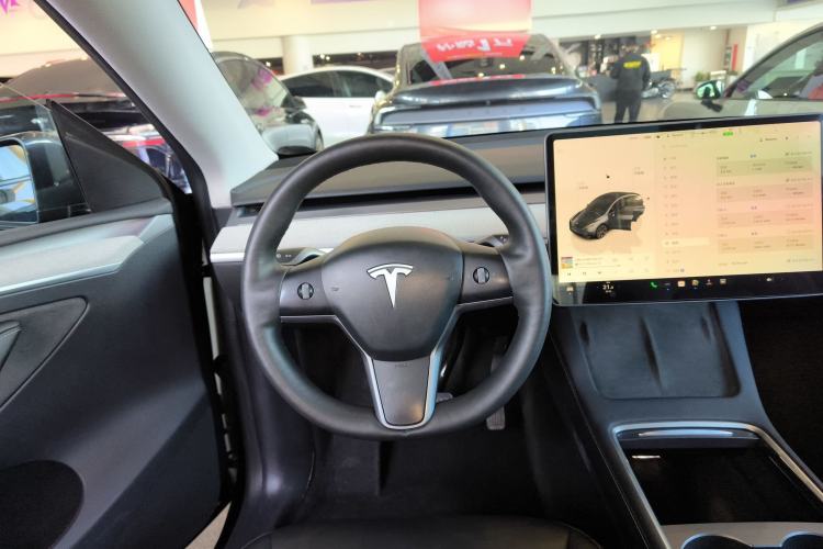 Used Tesla Model Y 2024 Rear-Wheel-Drive Version