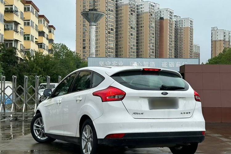 Used Ford Focus 2017 Hatchback 1.6L Automatic Fashion Edition Smart Drive Version
