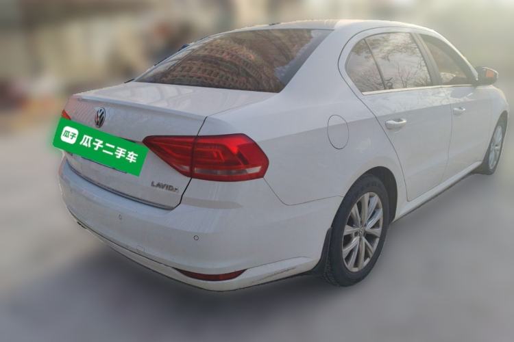 Used Volkswagen Lavida 2015 1.6L Automatic Comfort Edition
