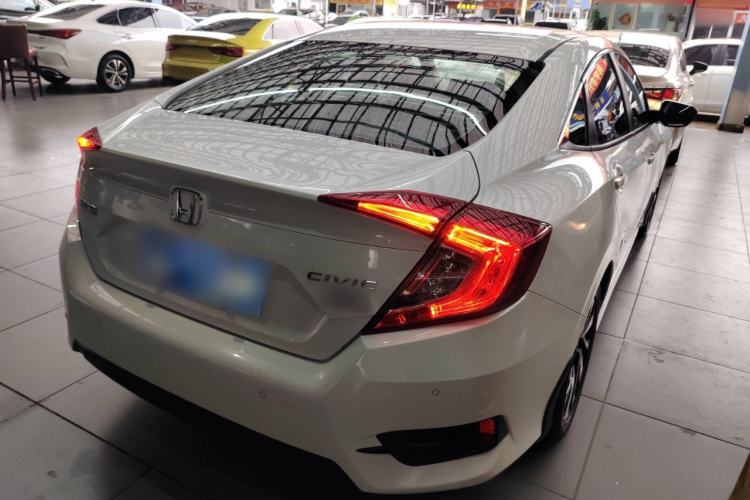 Used Honda Civic 2016 220TURBO CVT Luxury Edition