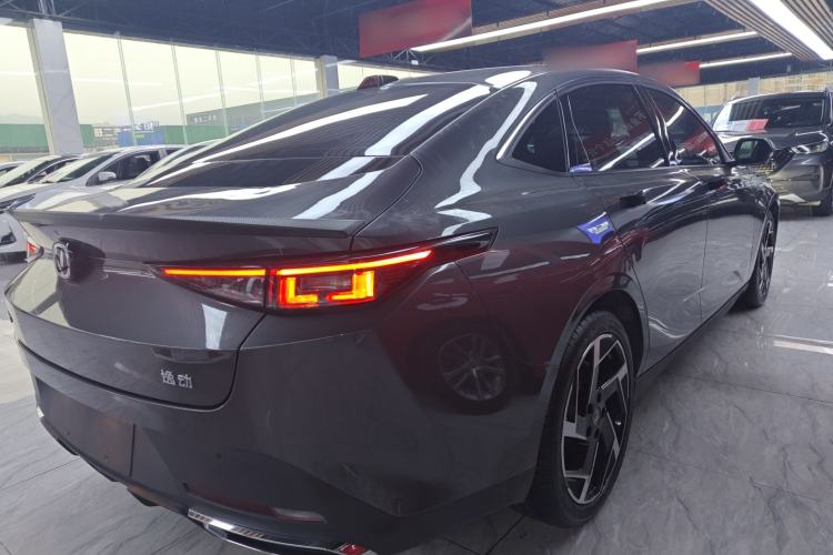 Used CHANGAN Eado DD 2023 Blue Whale NE 1.5T GDI DCT Flagship Model Exterior 5