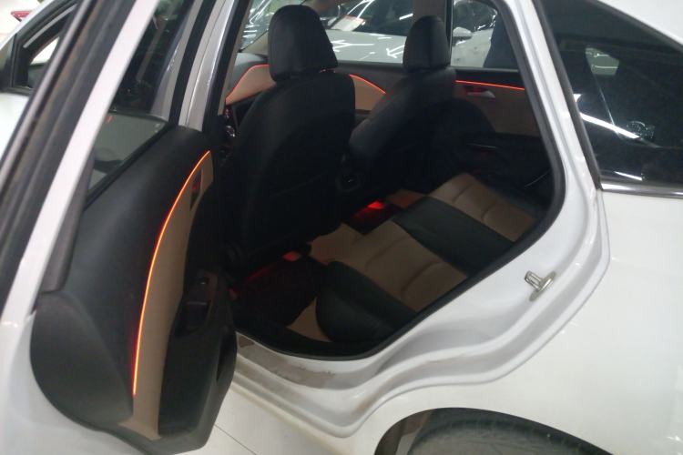 Used Chevrolet Monza 2022 320 Automatic Enjoyment Edition Left Rear Seat