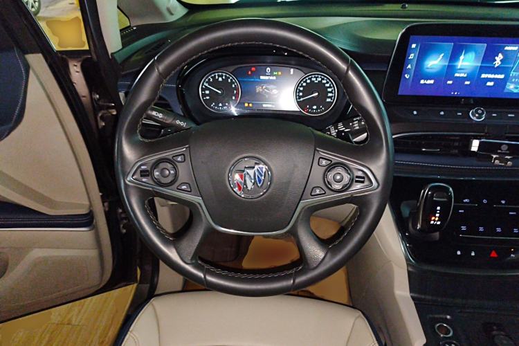 Used Buick GL8 2020 Land Business Class 652T Luxury Model
