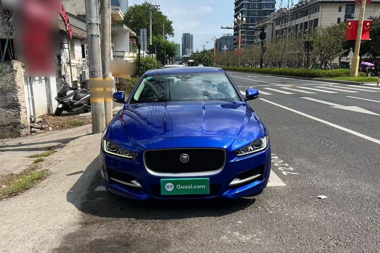 Used Jaguar XE 2017 2.0T 200 PS R-Sport
