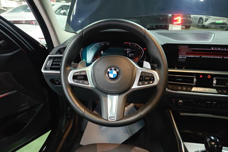 Used BMW 3 Series 2020 Restyled 325i M Sport Night Edition Package Steering Wheel