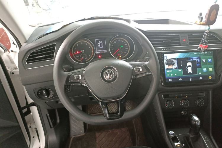 Used Volkswagen Tiguan L 2019 330TSI Automatic Two-Wheel Drive Luxury Edition China VI Standard