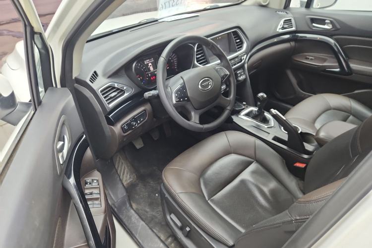 Used GAC Trumpchi GS4 2016 235T Manual Luxury Edition Driver Seat