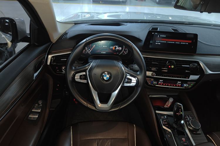 Used BMW 5 Series New Energy 2019 530Le Luxury Package Steering Wheel