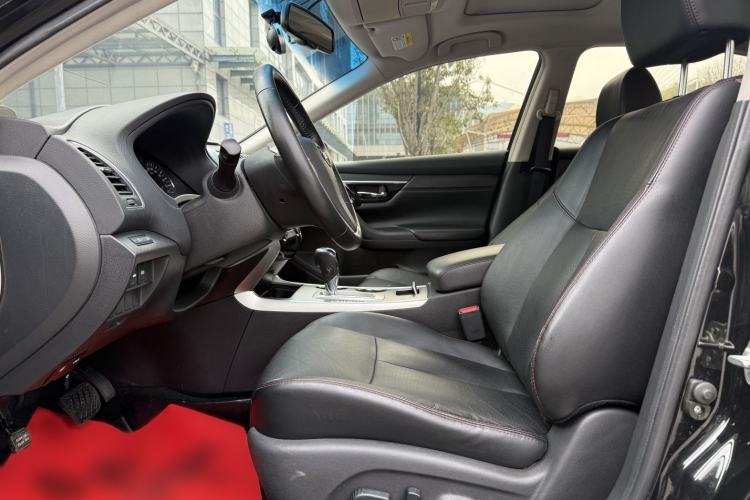 Used Nissan Teana 2018 2.0L XL Smart Upgrade Edition Interior 2