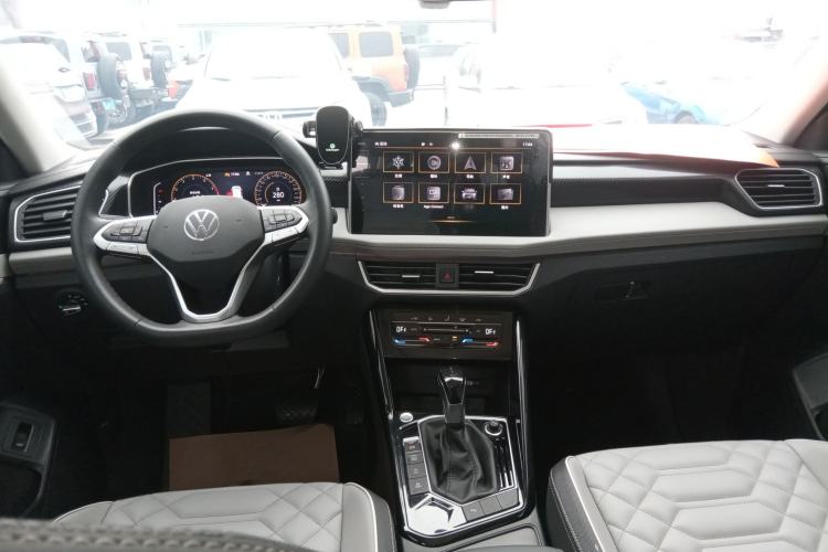 Used Volkswagen Tayron 2023 330TSI Two-Wheel-Drive Luxury Plus Advanced Version
