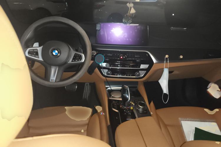 Used BMW 5 Series (Import) 2022 530i Sport Line M Sport Package