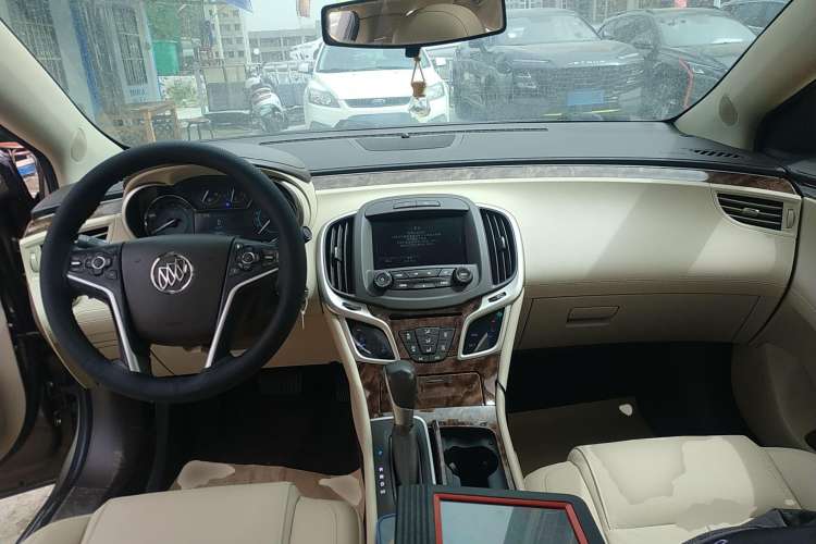 Used Buick LaCrosse 2013 2.4L SIDI Leading Comfort Version