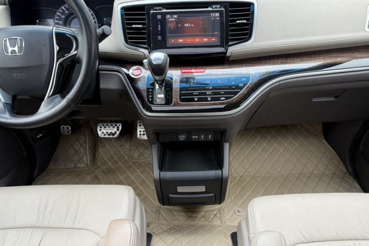 Used Honda Odyssey 2017 2.4L Luxury Edition Interior 1