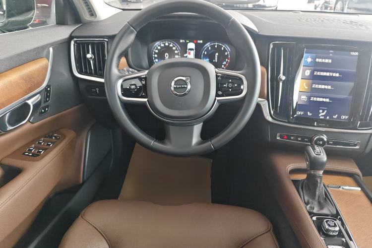 Used Volvo S90 2020 Facelifted T5 Zhiyi Luxury Edition
