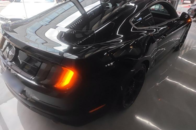 Used Ford Mustang 2020 2.3L EcoBoost Rear Right 45 Deg
