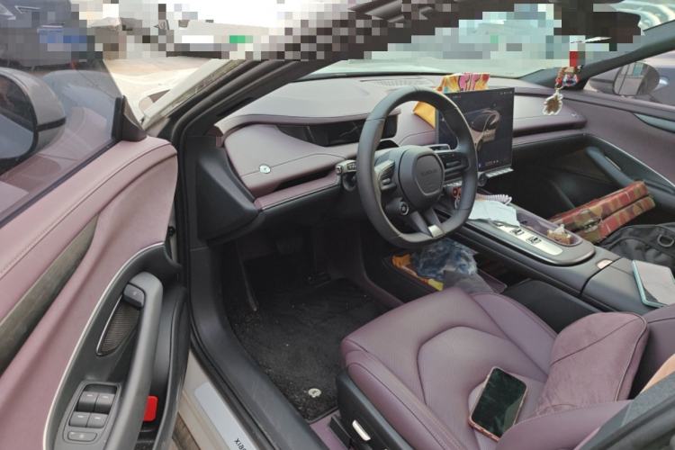 Used Xiaomi Auto SU7 2024 Rear-Drive Long-Range Intelligent Driving Version Driver Seat