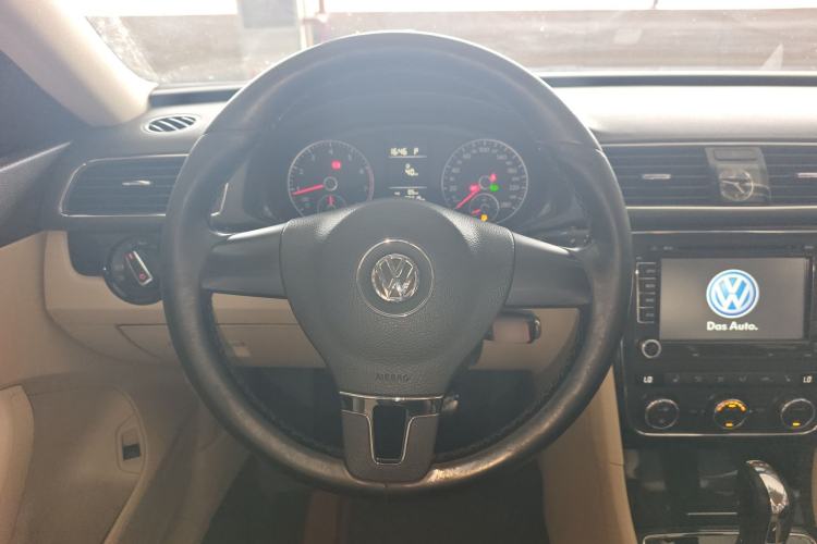 Used Volkswagen Passat 2014 1.8TSI DSG Prestige Edition
