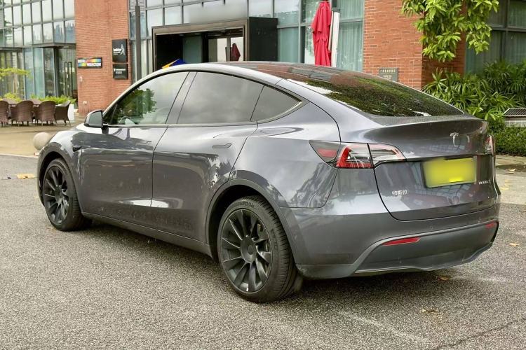 Used Tesla Model Y 2021 Long-Range All-Wheel-Drive Version