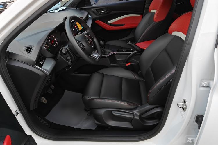 Used MG 5 2022 180 DVVT Manual Youth Luxury Edition