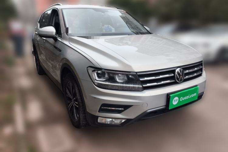 Used Volkswagen Tiguan L 2021 280TSI Automatic Two-Wheel Drive Smart Edition
