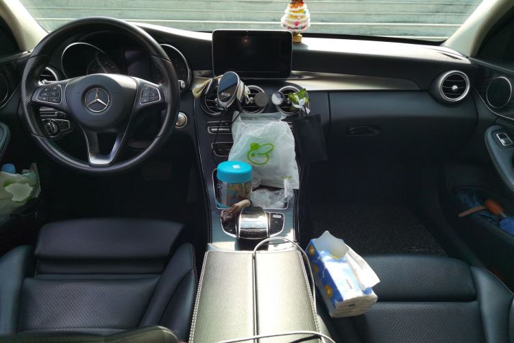 Used Mercedes-Benz C-Class 2015 C 200 station wagon Center Console