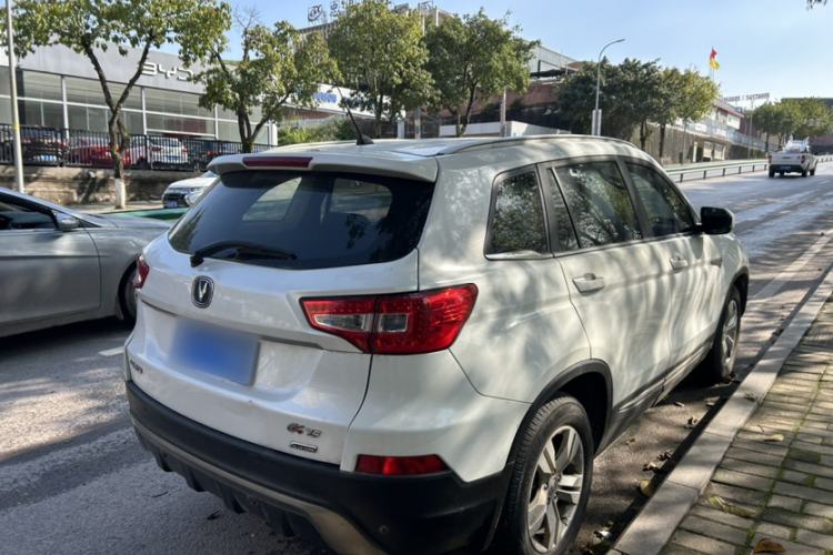 Used CHANGAN CS75 2014 2.0L Manual Luxury Version China IV Standard