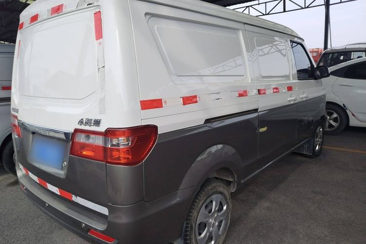 Used Jinbei Hiace X30 2021 1.5L Comfort Model Base Version (No Air Conditioning) Van China VI Standard SWC15M