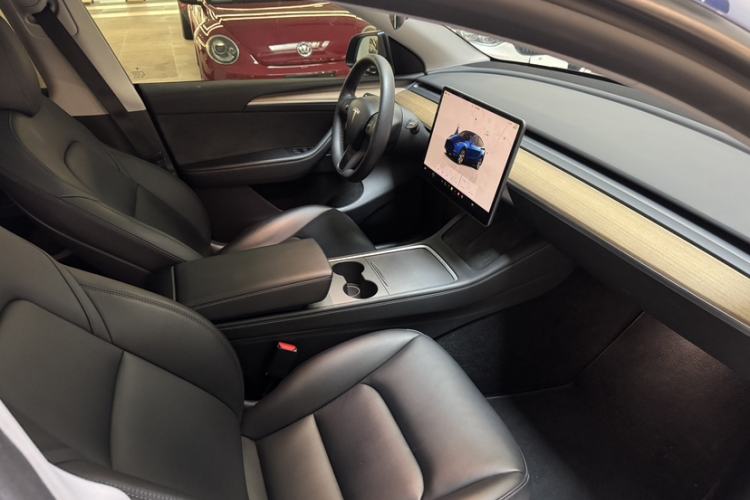 Used Tesla Model Y 2022 Rear-Wheel-Drive Version