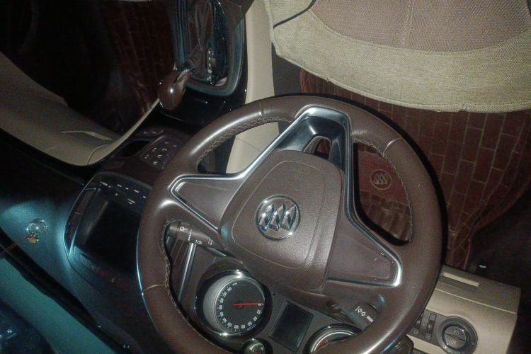 Used Buick Regal 2014 2.0L Leading Fashion Edition Interior 1