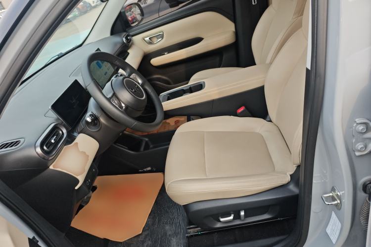 Used Wuling Bingo PLUS 2024 510 km Flagship Edition Four-Seater Version
