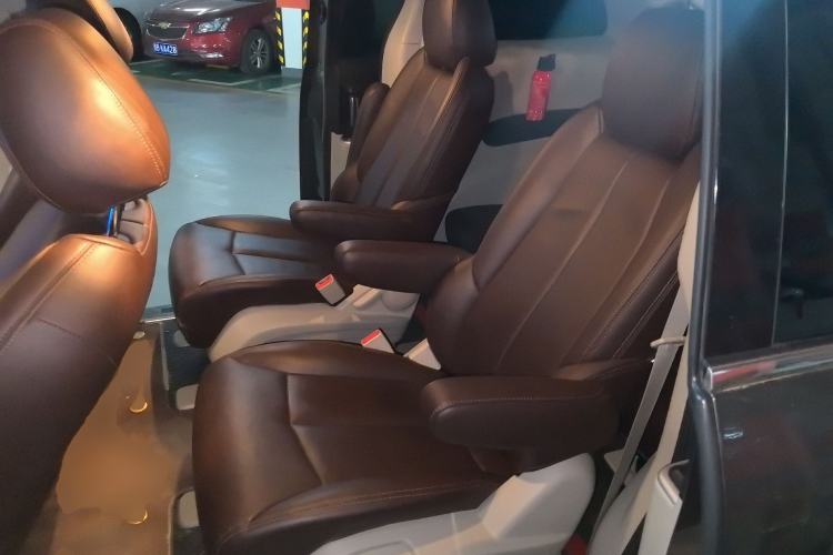 Used Buick GL8 2021 Land Cruiser Executive Class 652T Comfort Model
