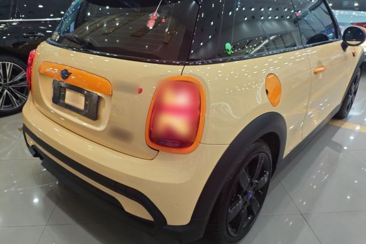 Used MINI MINI 2023 1.5T COOPER Midnight Escape Special Edition
