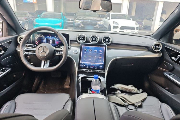 Used Mercedes-Benz C-Class 2023 Restyled C 260 L Sport Edition Center Console
