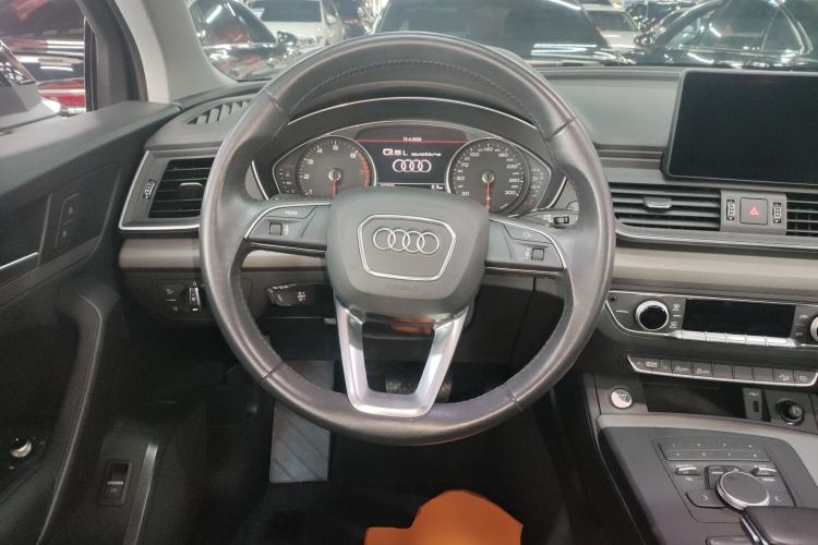 Used Audi Q5L 2018 40 TFSI Prestige Edition China V Steering Wheel
