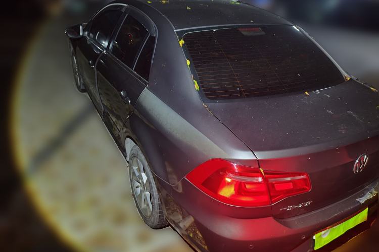 Used Volkswagen Bora 2015 Value Edition 1.6L Manual Fashionable Style
