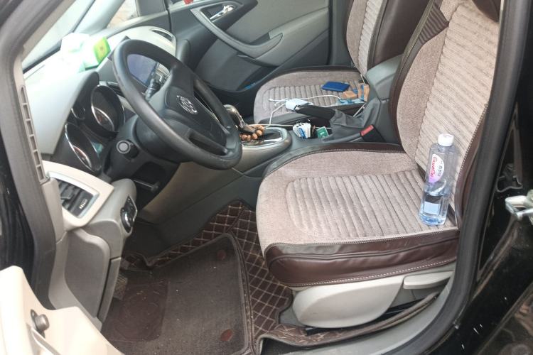 Used Buick GT 2013 XT 1.6L Automatic Comfort Edition Left Front Seat