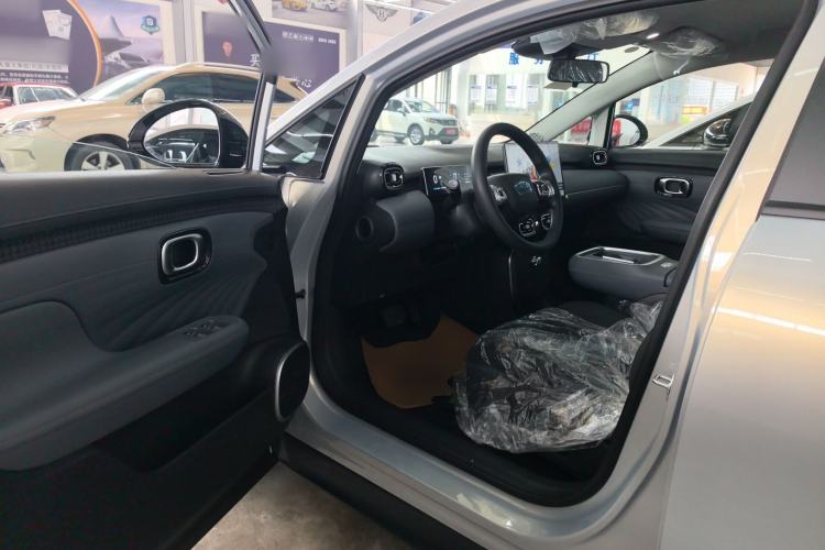 Used AION UT 2025 330 Starlight Edition
