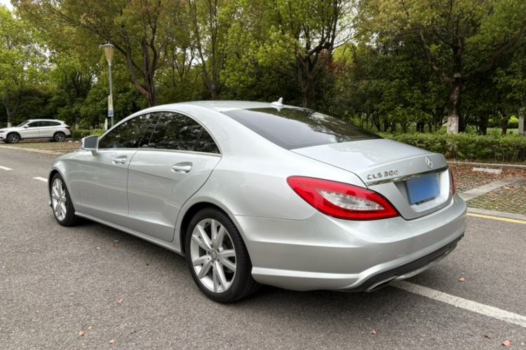 Used Mercedes-Benz CLS 2012 CLS 300 CGI Exterior 3