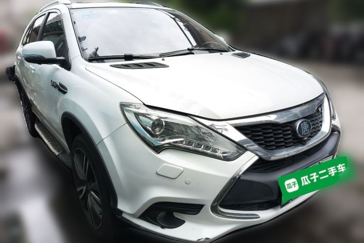 Used BYD Tang New Energy 2017 2.0T All-Wheel Drive Hyatt Model