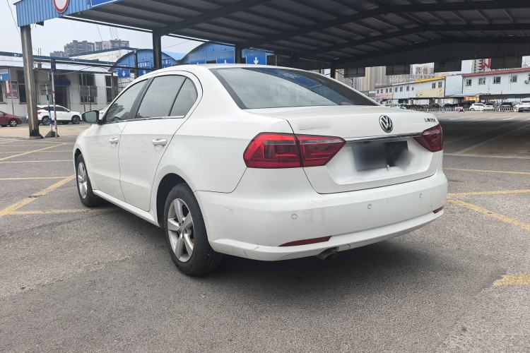 Used Volkswagen Lavida 2013 Revised Classic 1.6L Automatic Fashion Edition