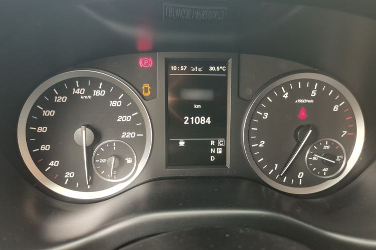 Used Mercedes-Benz Vito 2023 2.0T Business Version 7 Seats