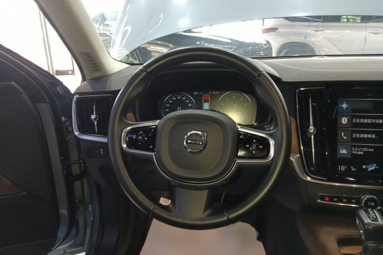 Used Volvo S90 2020 T5 Zhiyi Luxury Edition Steering Wheel