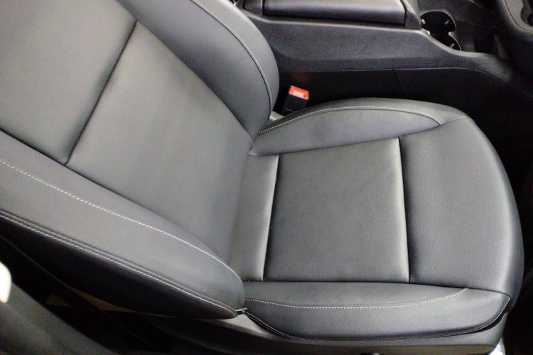 Used Mercedes-Benz Vito 2023 2.0T Business Version 7 Seats
